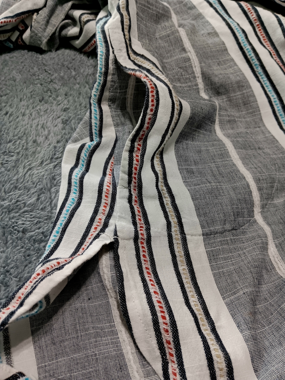 Soft Surroundings Size 1X Gray White Striped Embroidered Aruba Boho Tunic - Picture 10 of 13